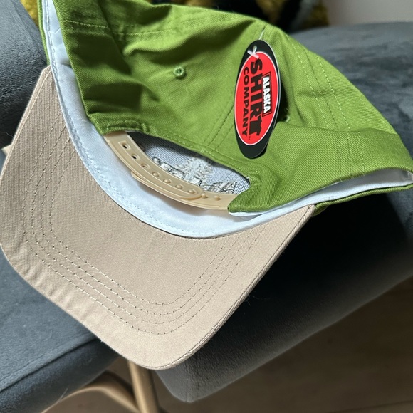 Alaska -Baseball Cap Hat Green Beige Alaska Tree NWT! OSFM - Picture 2 of 7
